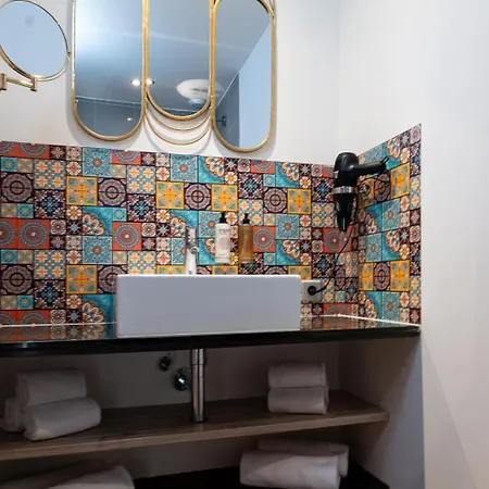 Terrasse La Roulotte Du Tzigane Mandara Antibes