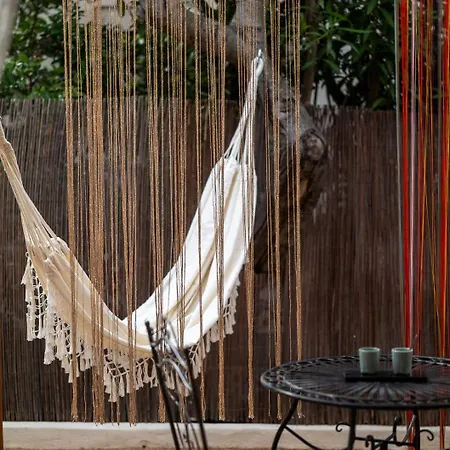 Appartement La Roulotte Du Tzigane *